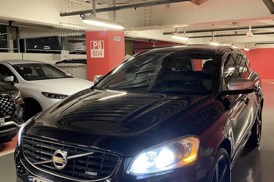 ولوو،  XC60