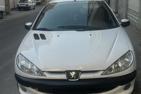 پژو، 206