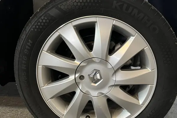 رنو، مگان (مونتاژ)