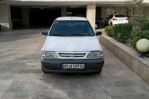 پراید، صندوق دار