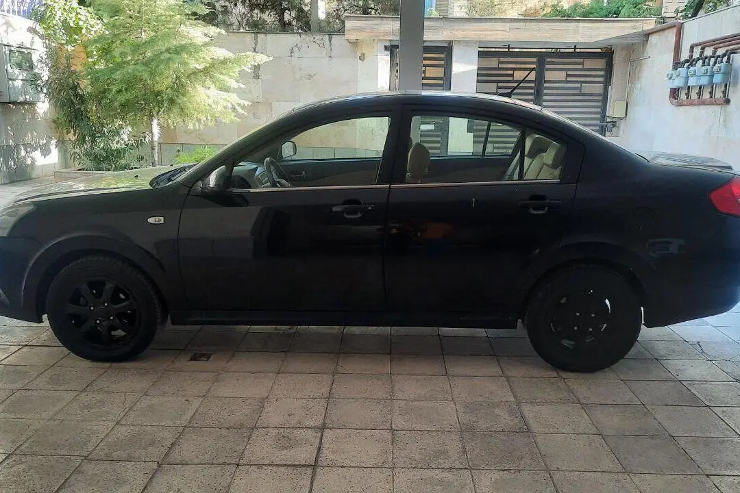 ام وی ام،  550