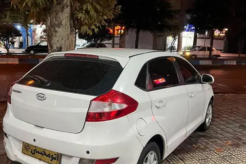 ام وی ام، 315هاچ بک