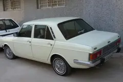 پیکان، سدان