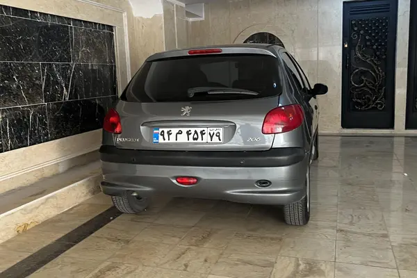 پژو  206