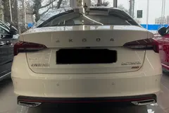 اشکودا، اوکتاویا پرو