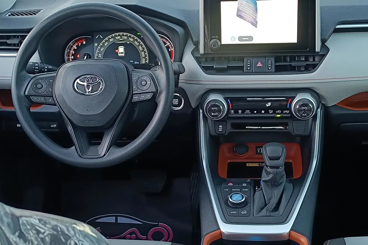 تویوتا،  راوفور