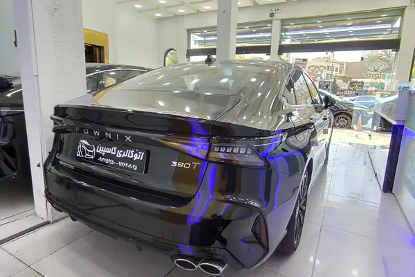 فونیکس، آریزو 8 (Z8)