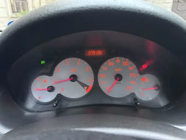 پژو  206