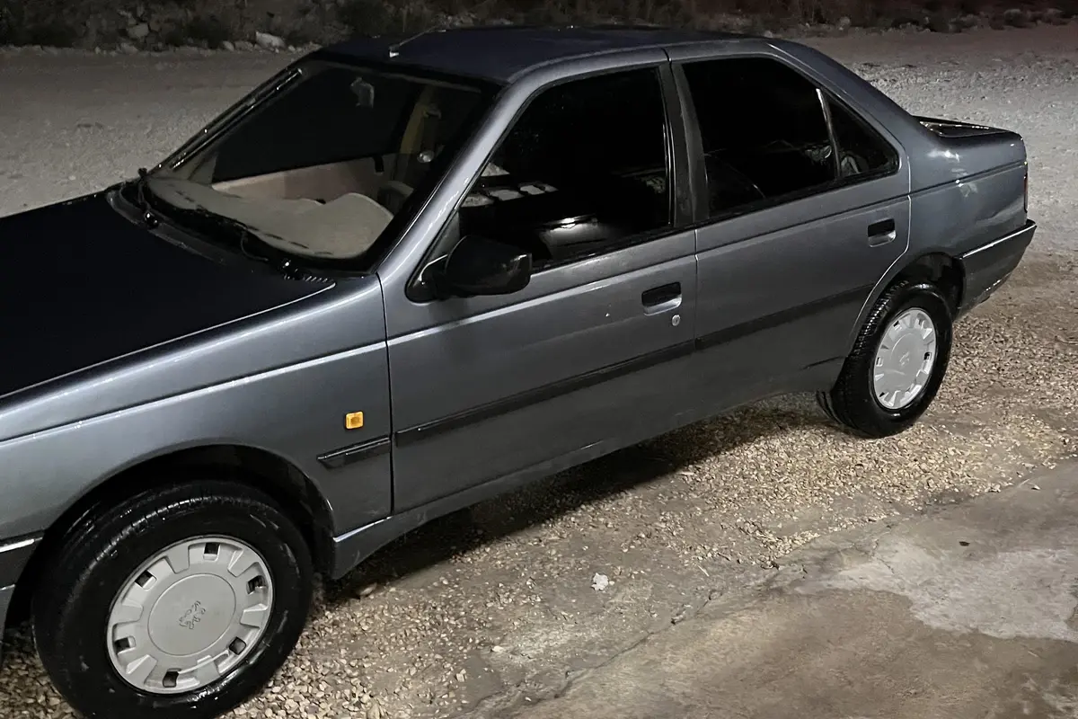 پژو،  405