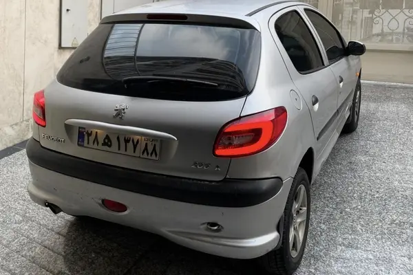 پژو  206