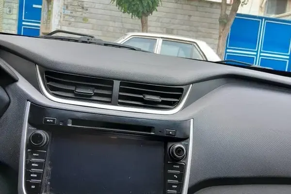 ام وی ام، 315هاچ بک