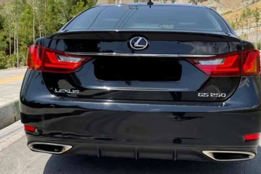 لکسوس، GS