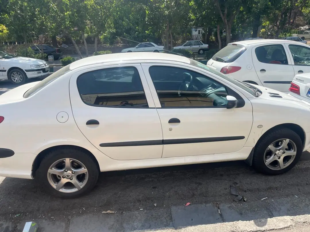 پژو  206 SD