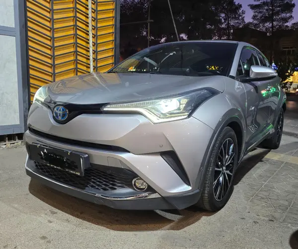 تویوتا، C-HR هیبرید