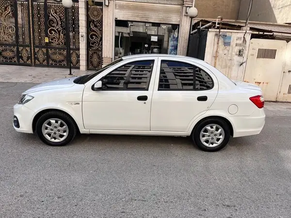 ساینا  S