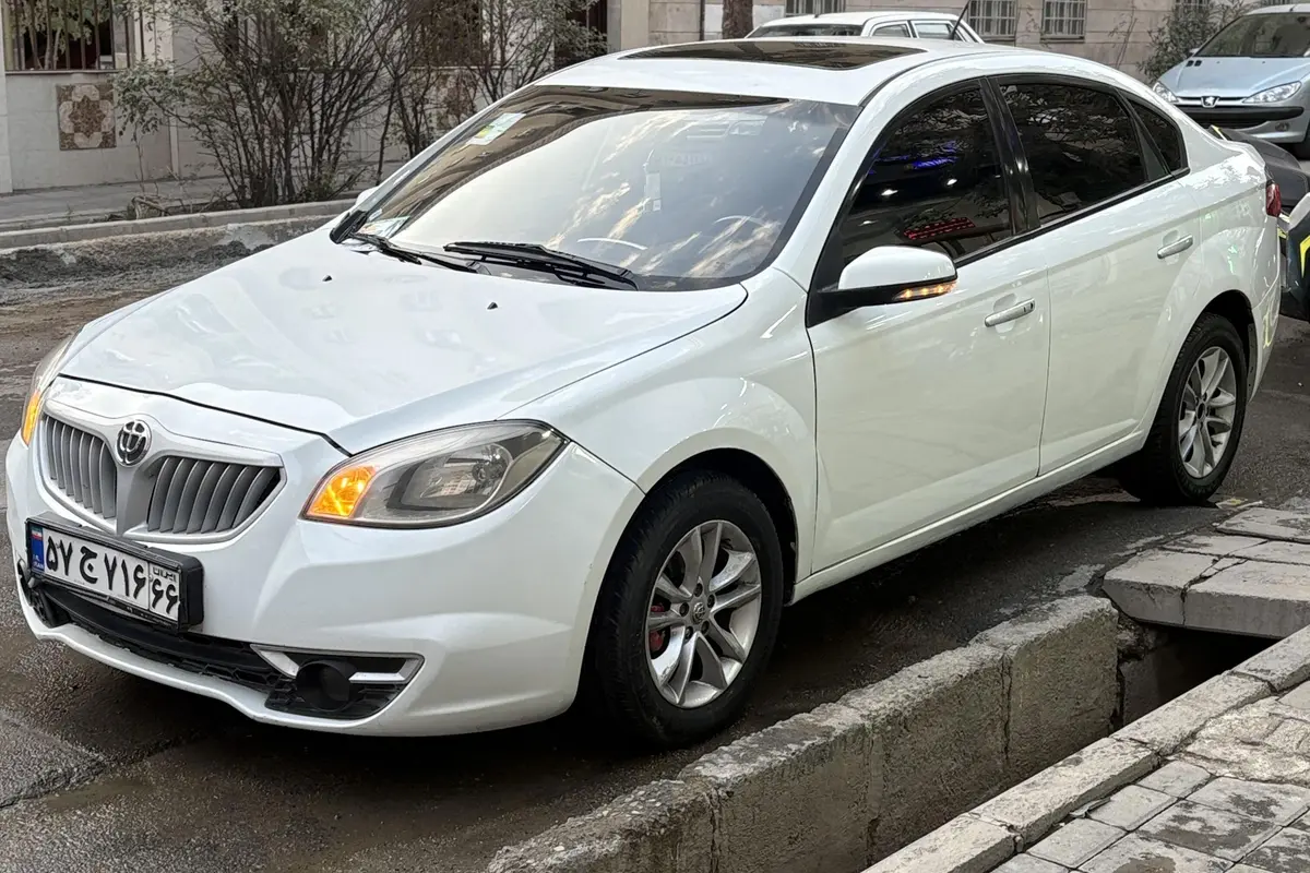 برلیانس،  H330