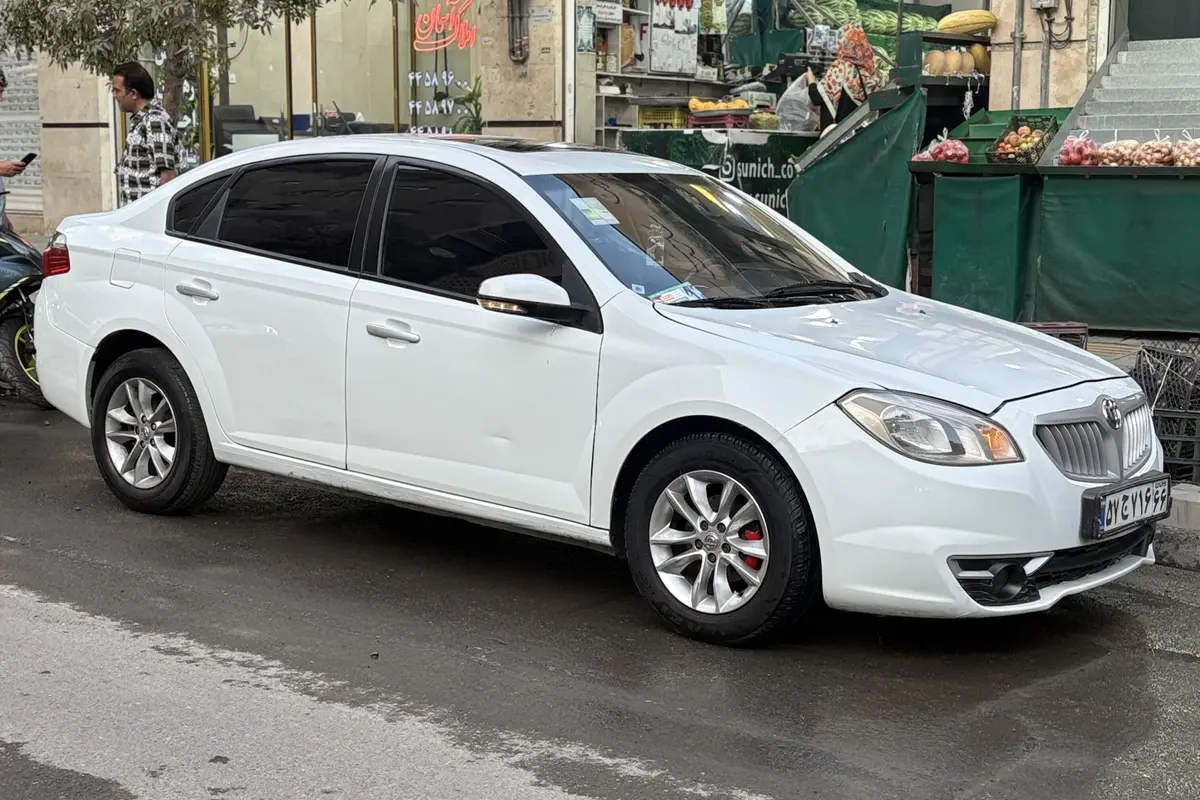 برلیانس،  H330