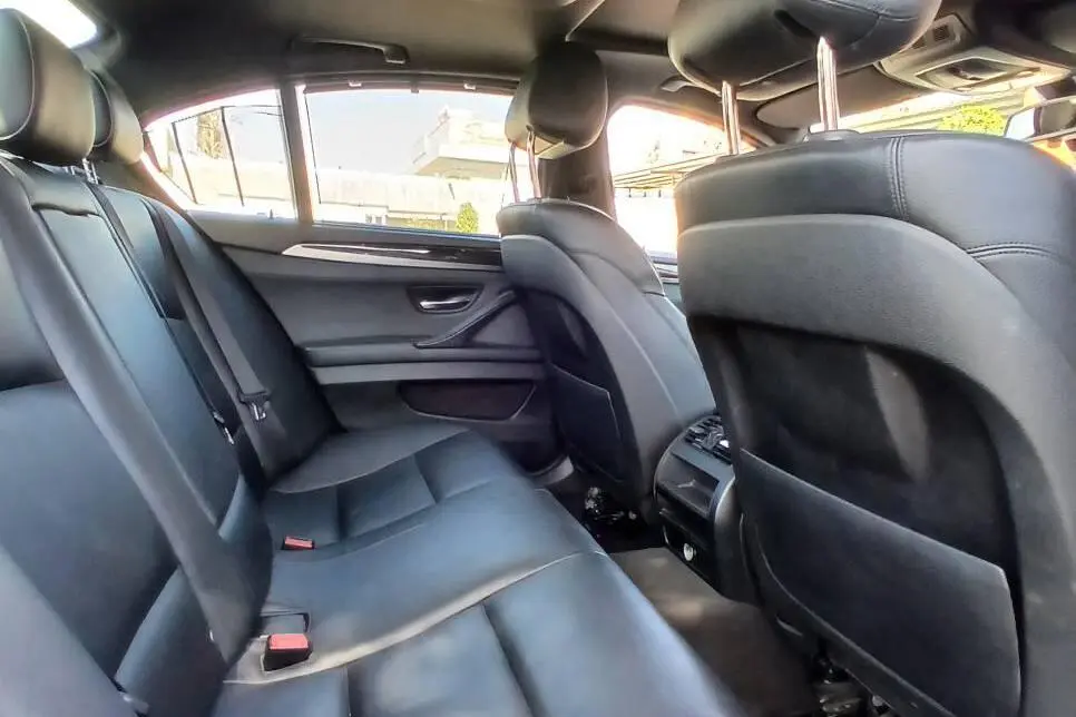 ب ام و،  سری 5 سدان