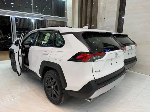 تویوتا، راوفور