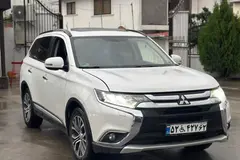 میتسوبیشی، اوتلندر
