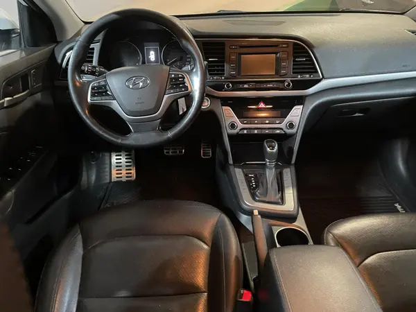 هیوندای، النترا