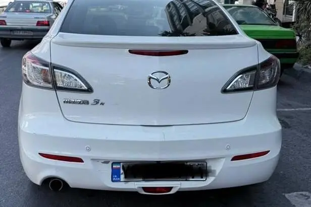 مزدا  3 نیو صندوق دار