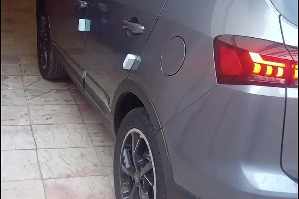 کی ام سی  X5