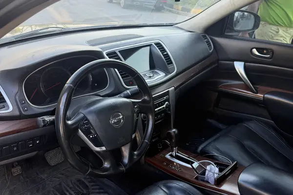 نیسان، تی ینا (مونتاژ)