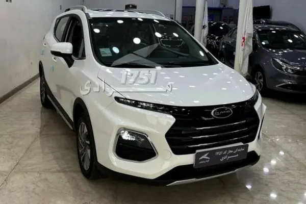 پیش فروش کی ام سی، SR3