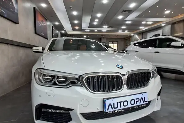 ب ام و، سری 5 سدان