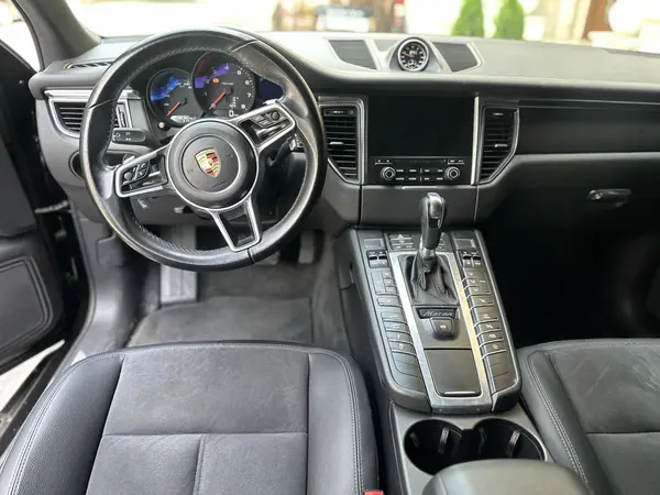 پورشه، ماکان