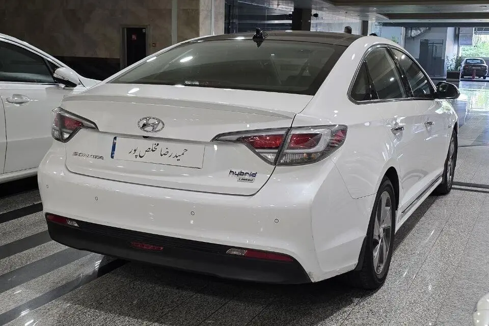 هیوندای  سوناتا هیبرید