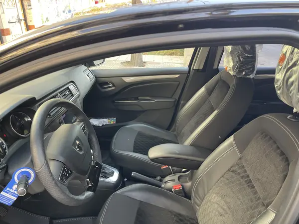 تارا، اتوماتیک V4