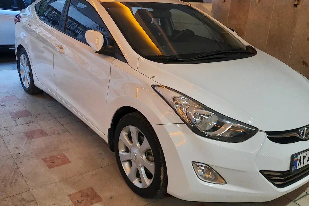 هیوندای  النترا