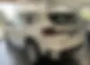 ب ام و،  iX1