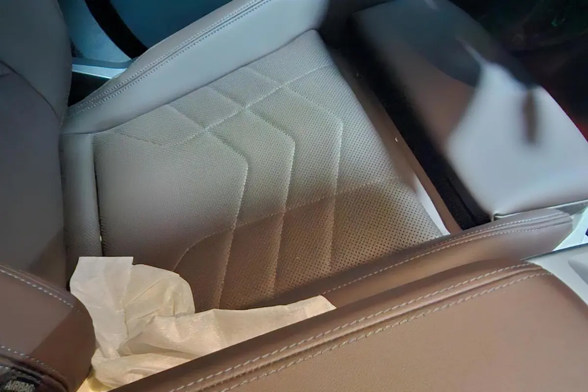 ب ام و،  X2