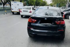 ب ام و، X4