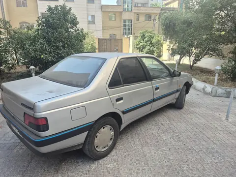 پژو، 405