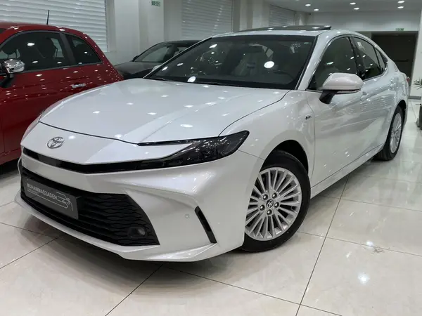 تویوتا، کمری هیبرید