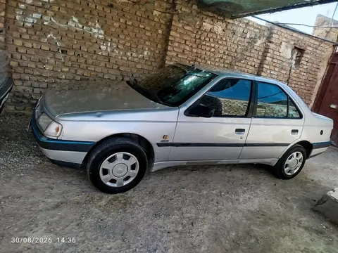 پژو، 405