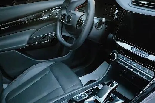 مارس،  C300