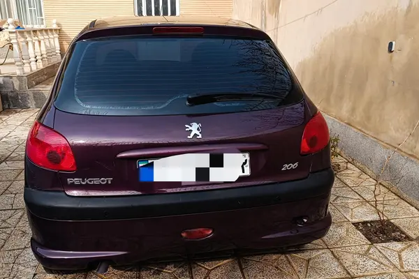 پژو، 206