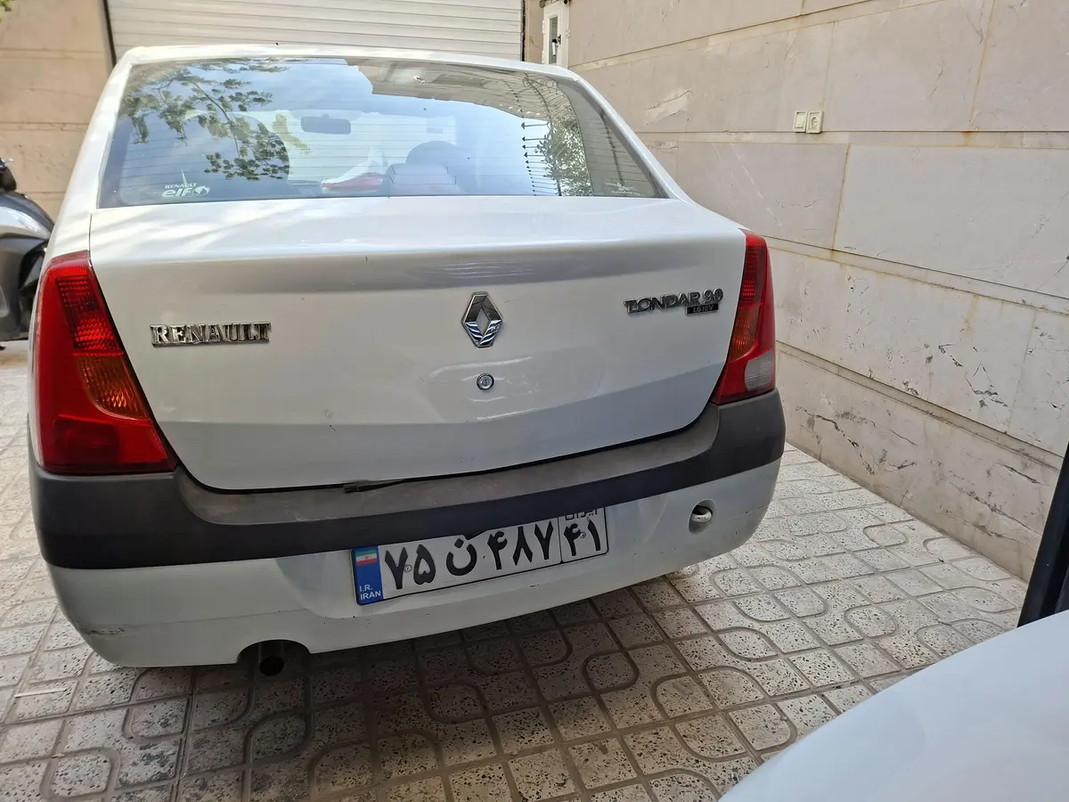 رنو،  تندر 90