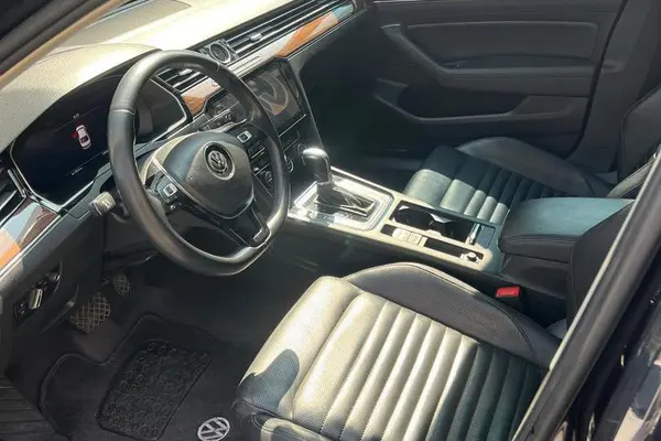 فولکس، پاسات