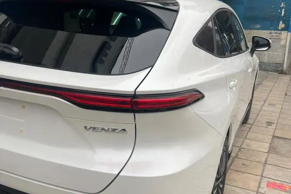 تویوتا، ونزا