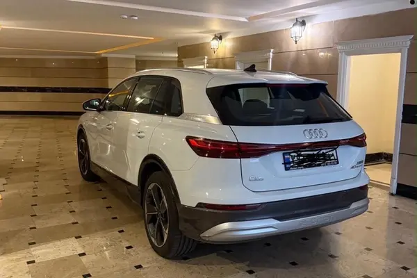 آئودی  Q5 e-tron