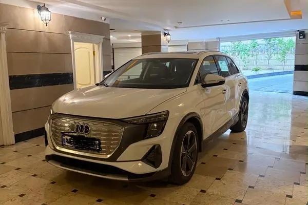 آئودی  Q5 e-tron