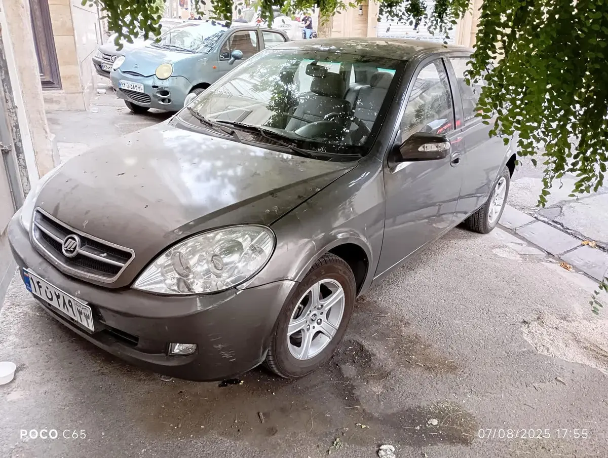 لیفان،  520i