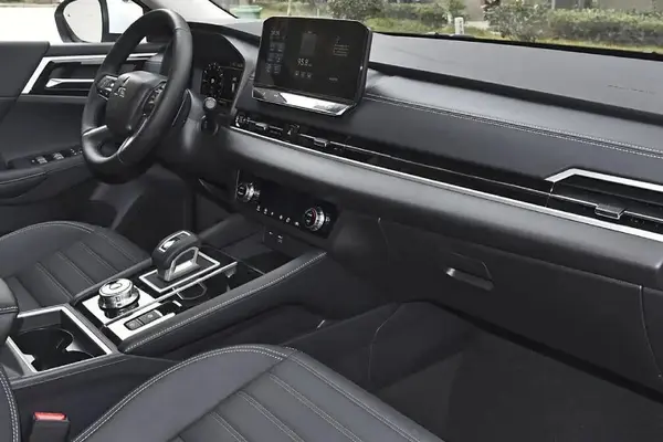 میتسوبیشی، اوتلندر