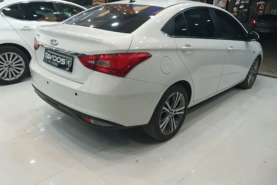 چری،  آریزو 5T